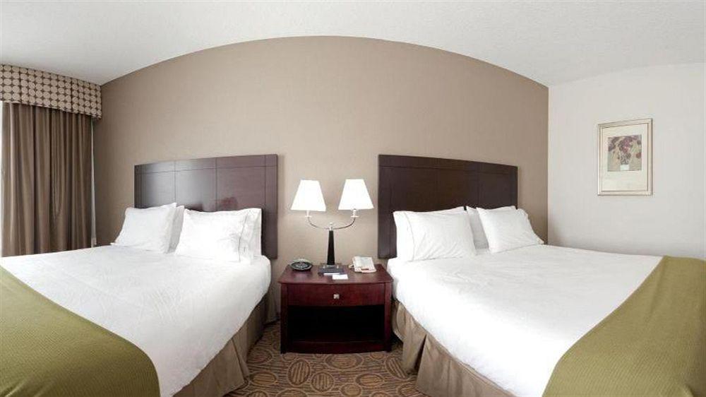 Holiday Inn Express Palatka Northwest By Ihg Buitenkant foto