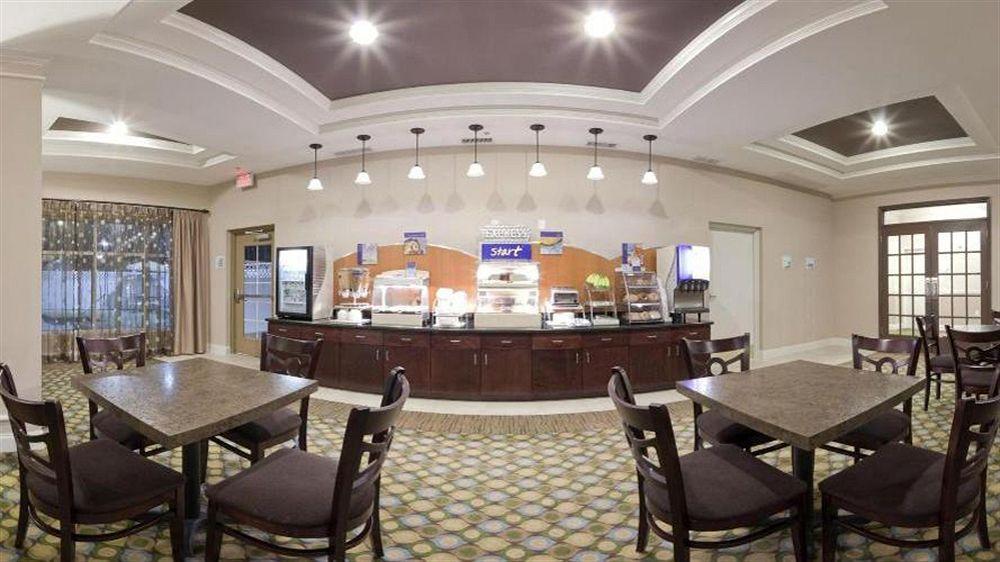 Holiday Inn Express Palatka Northwest By Ihg Buitenkant foto
